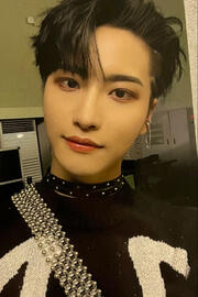 World ep 1 Movement limited A vers